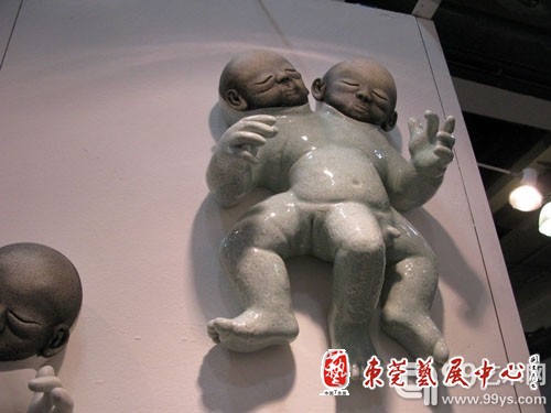 自我陶醉的上海当代艺博会