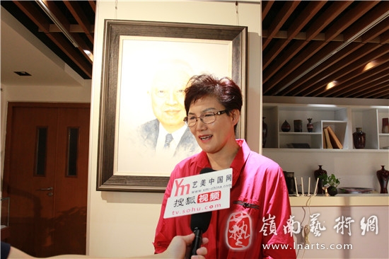 “紫荆绽放—马刚画笔下的香港风云人物”巡展在京举行